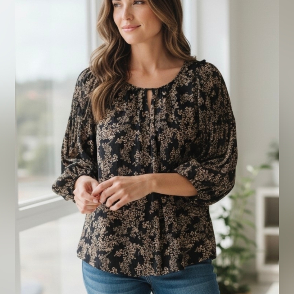 LC Lauren Conrad Women's Elegant Black and TanTop. Size M